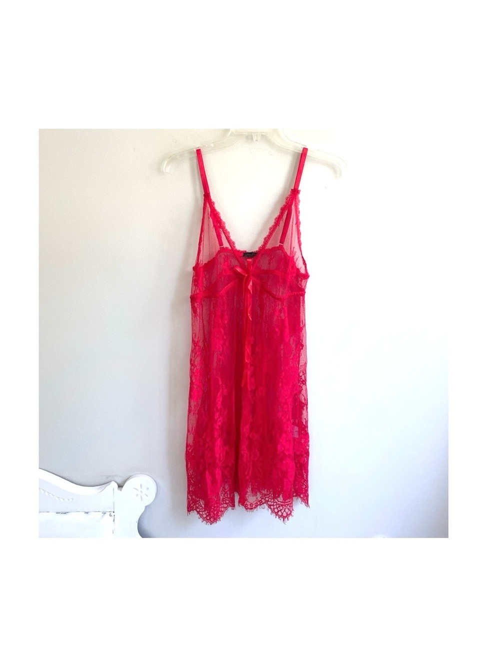 VINTAGE RED SHEER LACE OPEN FROMT NEGLIGEE RIBBON BOW ADJUSTABLE STRAPS OPEN FIT